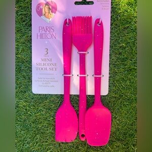 Paris Hilton Hot Pink Mini Silicone Tool Set 3pcs